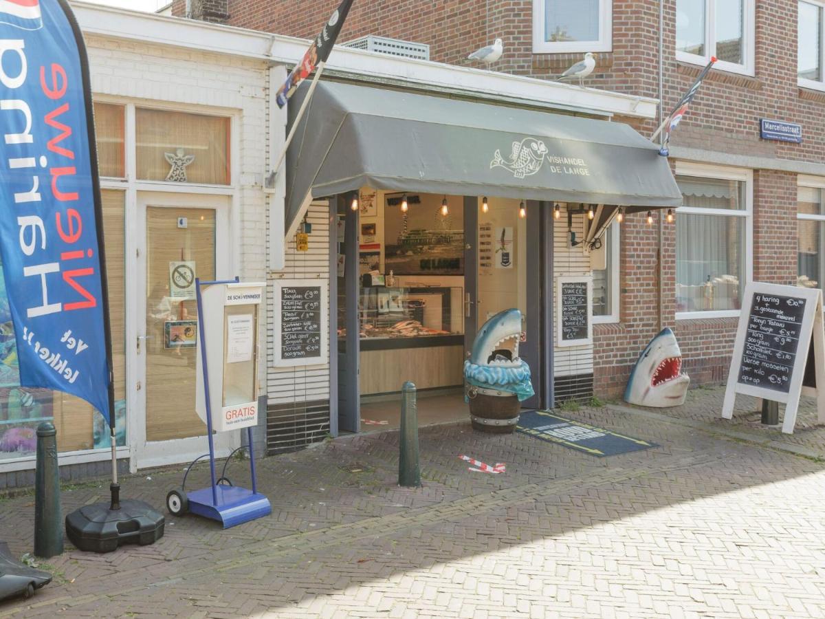 Picturesque Fisherman S House In Scheveningen Near The Shops Den Haag Bagian luar foto